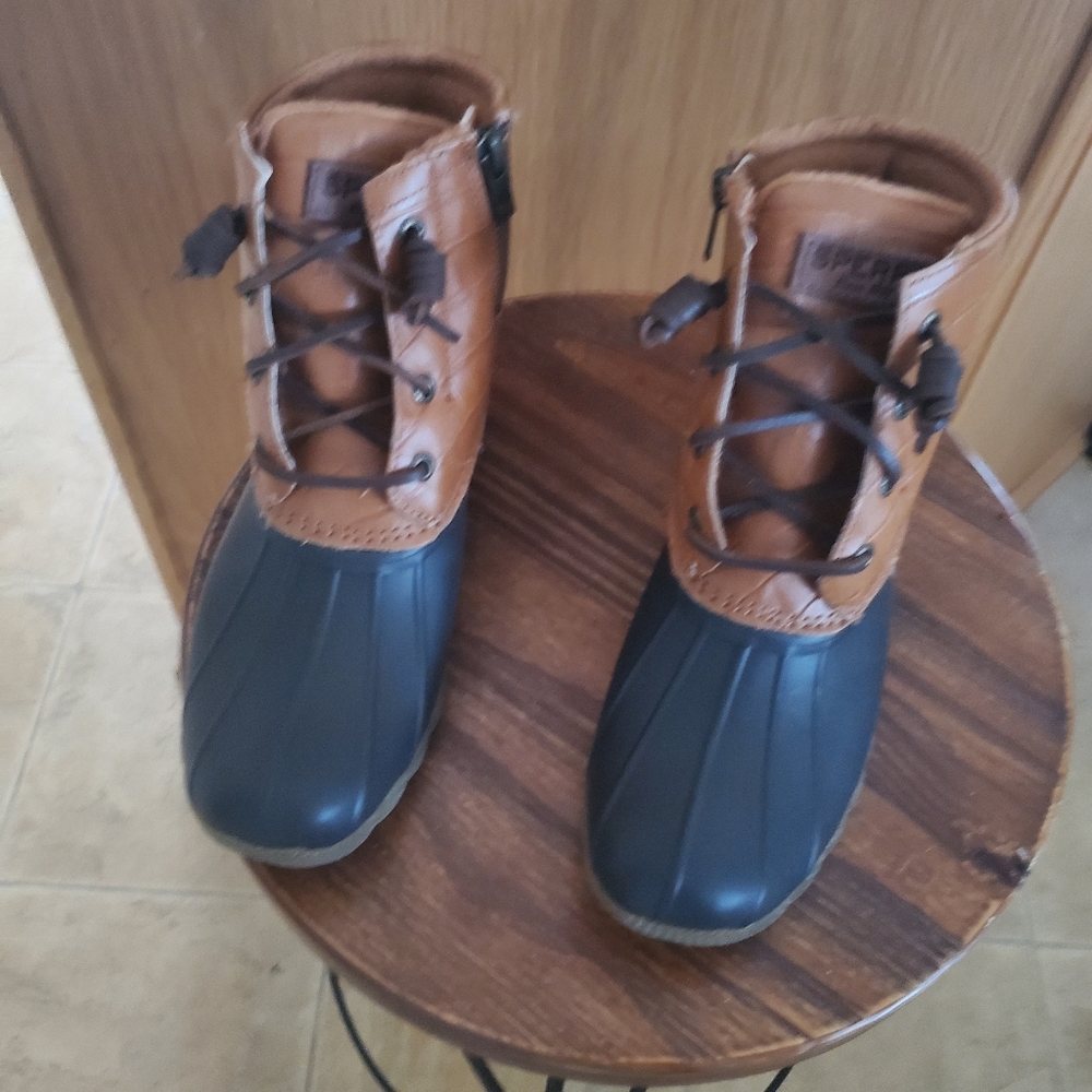 Sperry boots